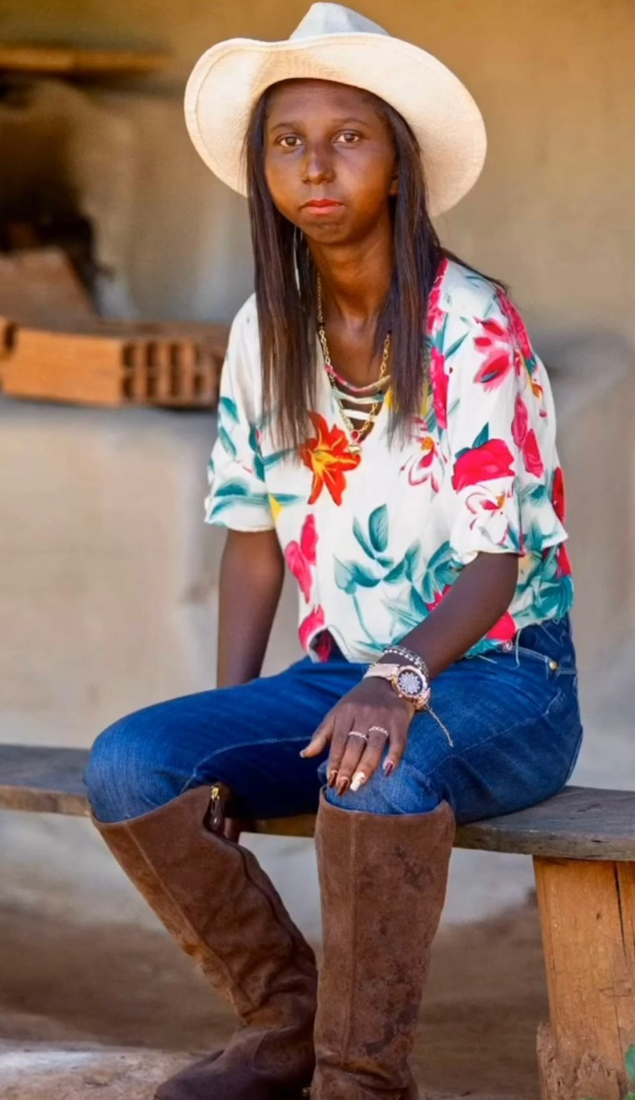 Menina da Bota: Idade, Altura e Biografia