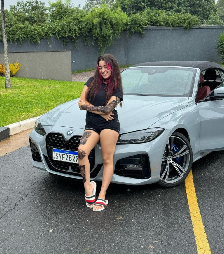 Emilly Vick: Idade, Altura e Biografia